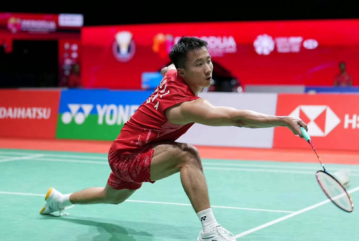 包含韩国羽毛球队力克法国羽毛球队，辛杜绝境逆转的词条