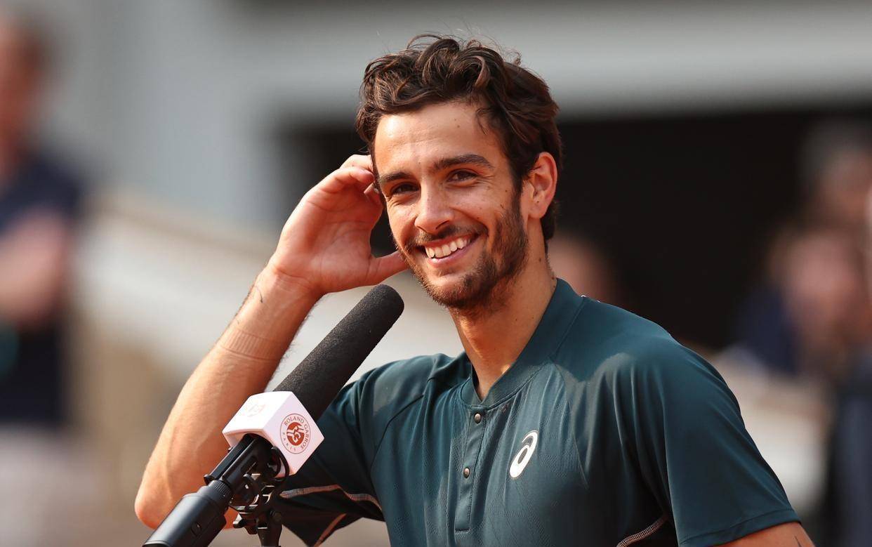 包含乌克兰年轻新星崭露头角，或成世界杯黑马的词条