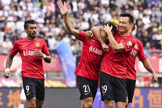 关于广州恒大淘宝豪取胜利，继续领跑中超的信息