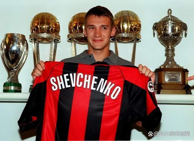 意甲球员风采熠熠生涯巅峰靠近眼前的简单介绍