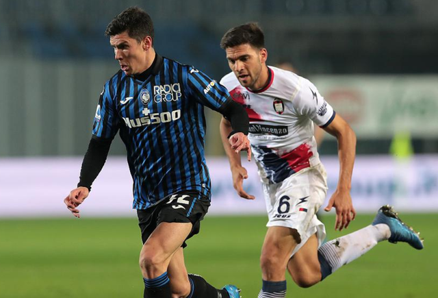 关于巴勒莫主场大胜对手，保持领先优势的信息