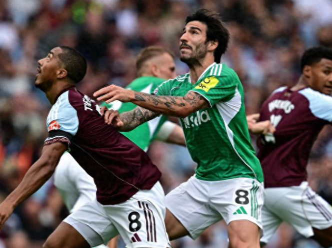 曼城主场零封对手，登顶积分榜