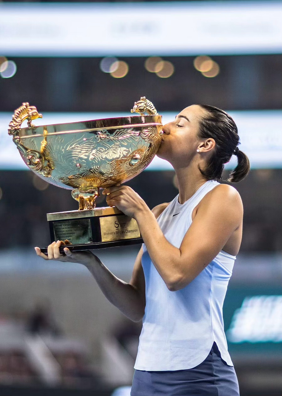 立陶宛击败喀麦隆获得女足比赛冠军