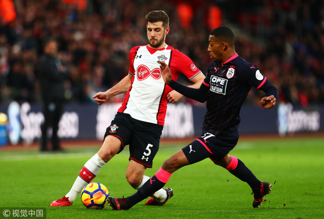 包含南安普顿惊险取胜，逼近保级成功的词条