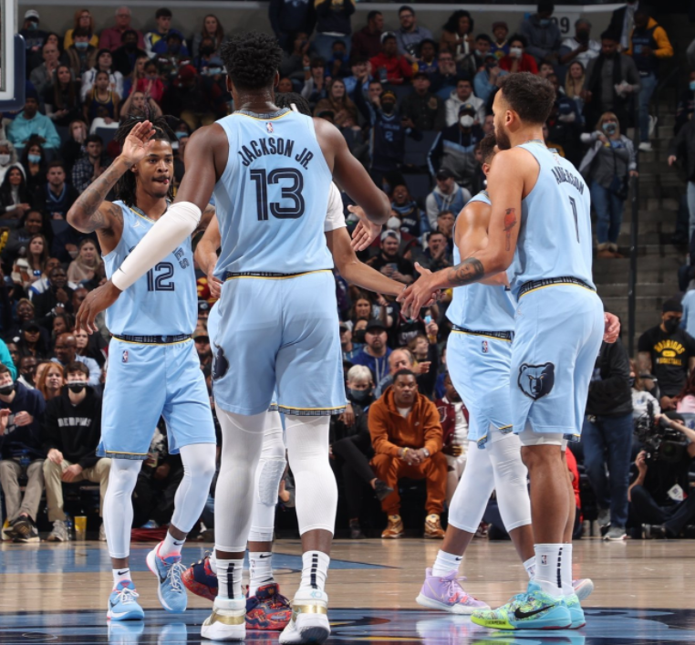 卡科特主场不敌对手，遭遇四连败