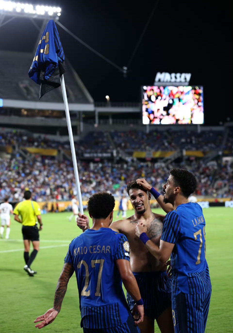 曼城碾压德国,哈弗茨带队取胜 曼城碾压德国,哈弗茨带队取胜