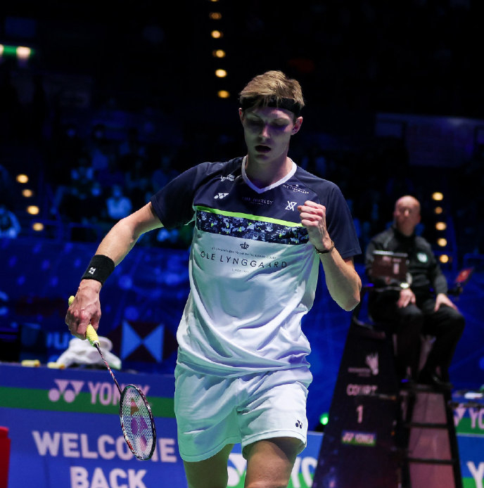 关于丹麦队完胜法国队，安赛龙高光表现的信息