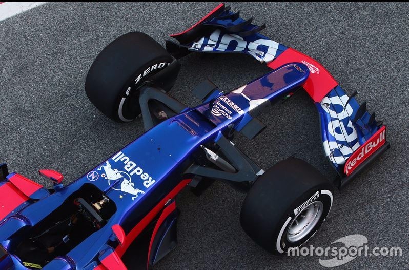 关于红牛二队逆转威廉姆斯，塞恩斯扛起全队的信息