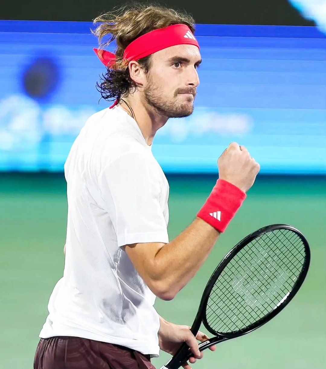 关于拉沃尔杯碾压年终总决赛，西西帕斯关键制胜的信息