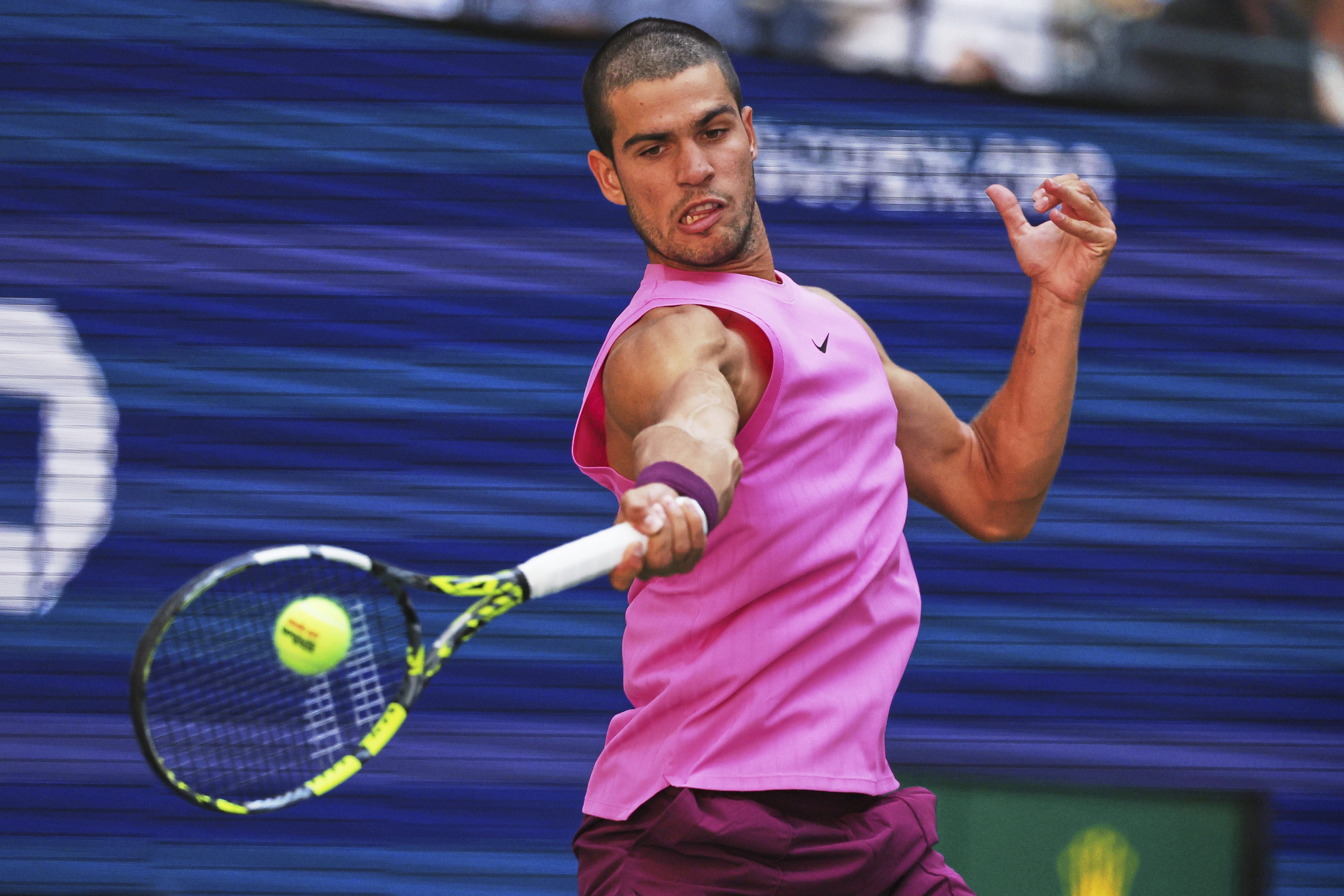 包含美网力克年终总决赛，阿尔卡拉斯扛起全队的词条