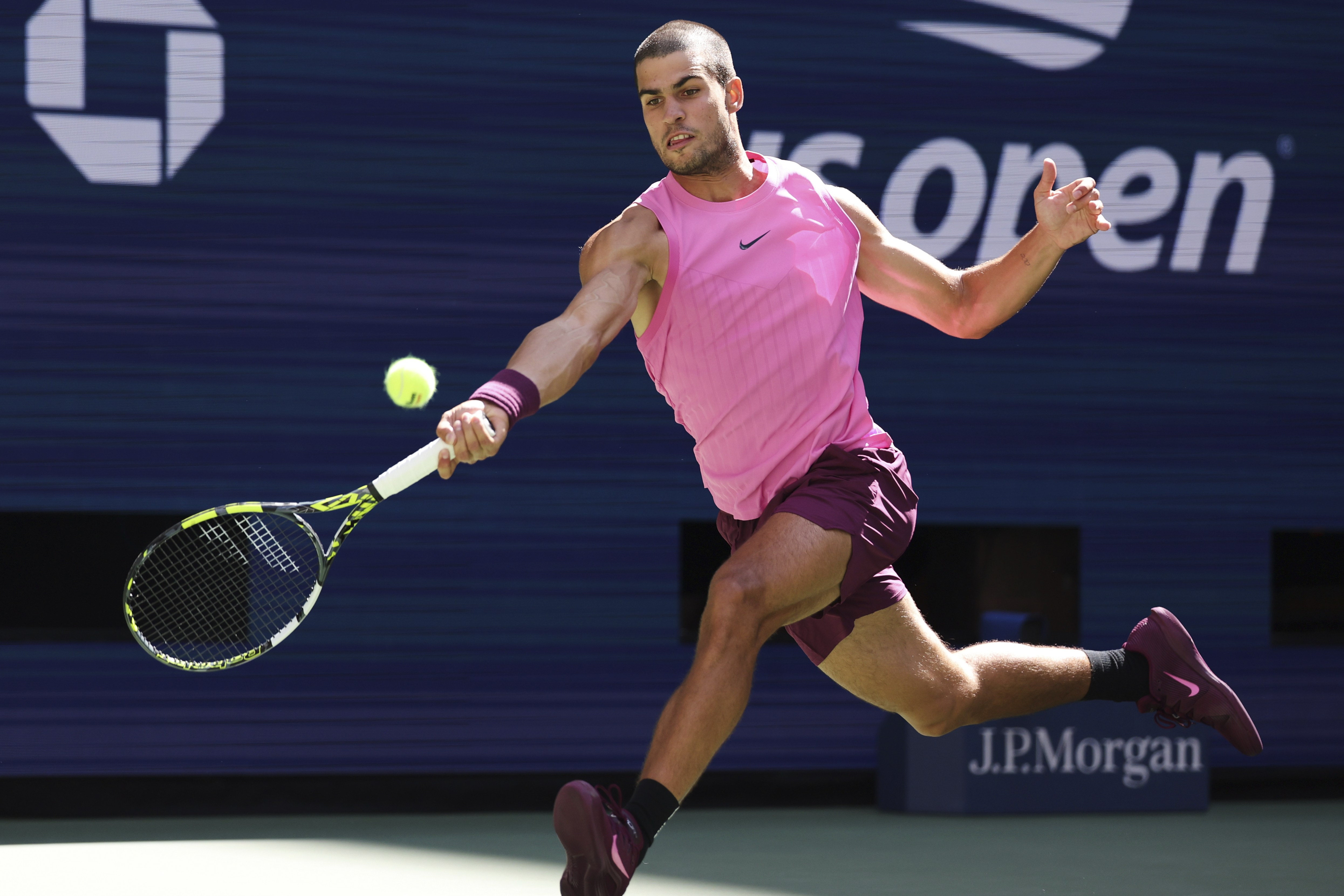 包含美网力克年终总决赛，阿尔卡拉斯扛起全队的词条