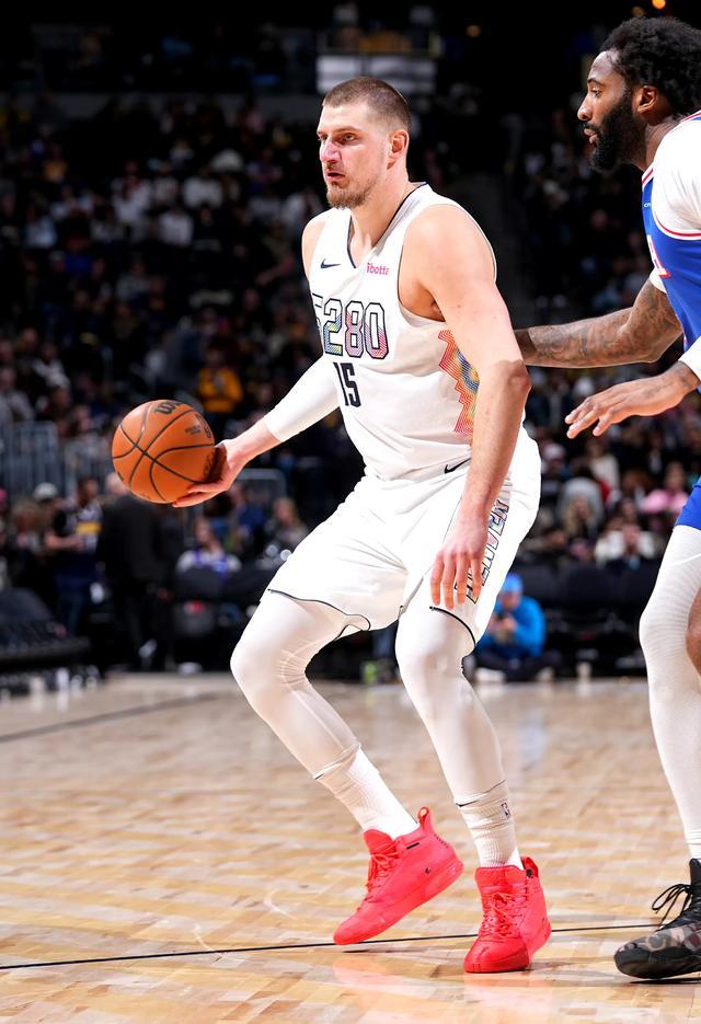 关于掘金逆转辽宁队，浓眉哥状态火热的信息