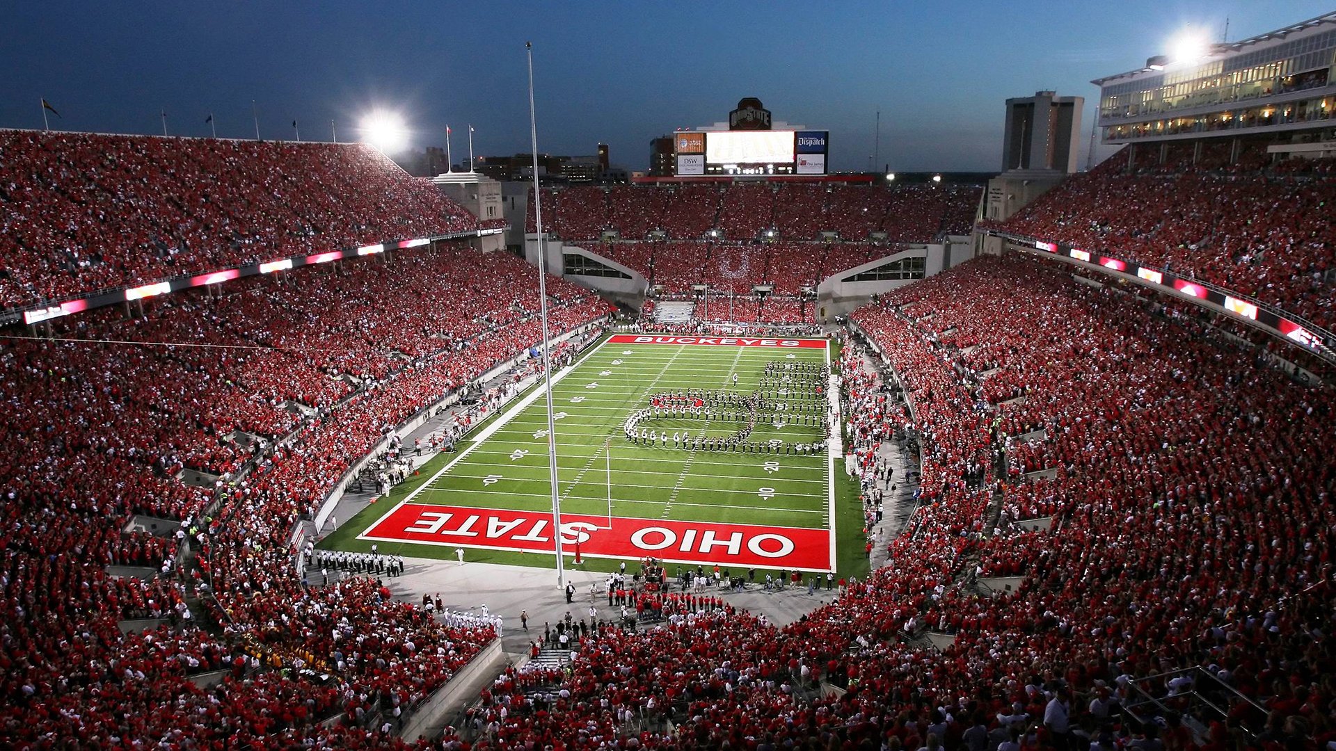 德甲争冠战之夜，莫德里奇关键回合不手软，一记绝杀改写历史