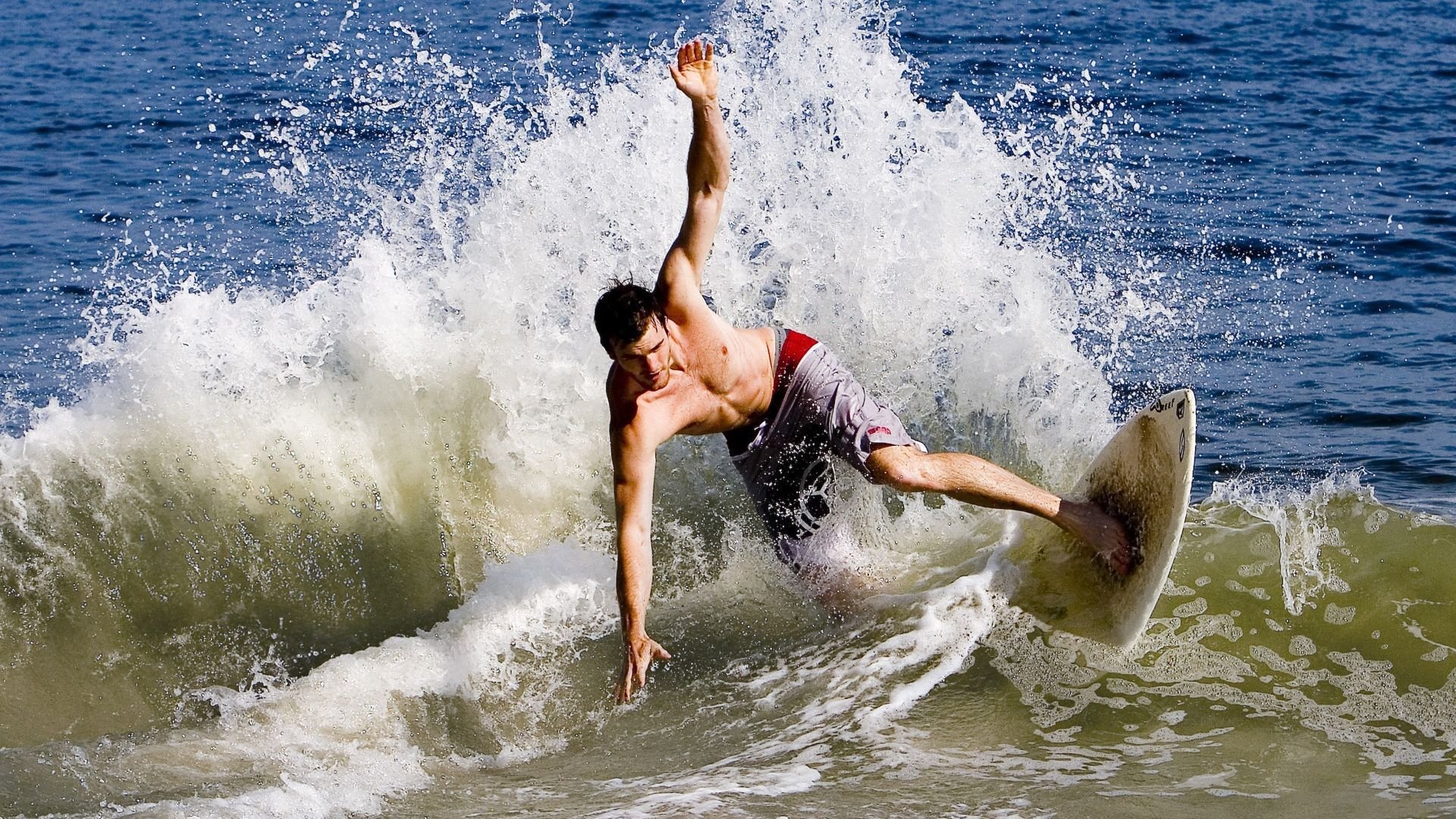 欧冠淘汰赛焦点战,苏格兰碾压突尼斯,一场战术与意志的完美风暴
